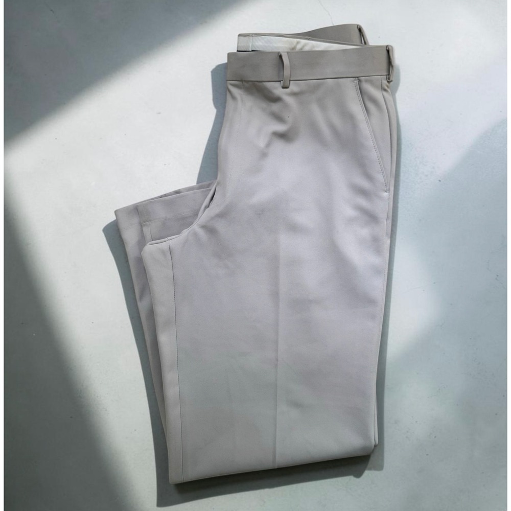PGA TOUR Men's Golf Dress Pants Beige Performance Flat Front W34 L30 Stretch